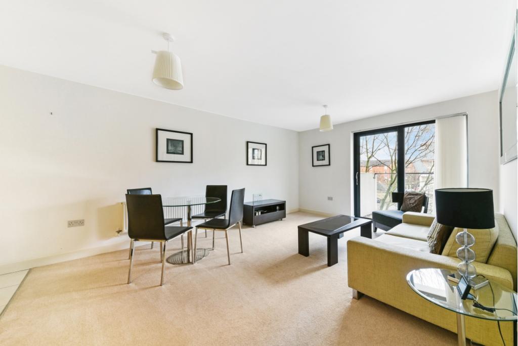 One Bedroom Apartment to Rent – Fairmont House, Maple Quays, Canada Water, London SE16 – 559 sq ft
