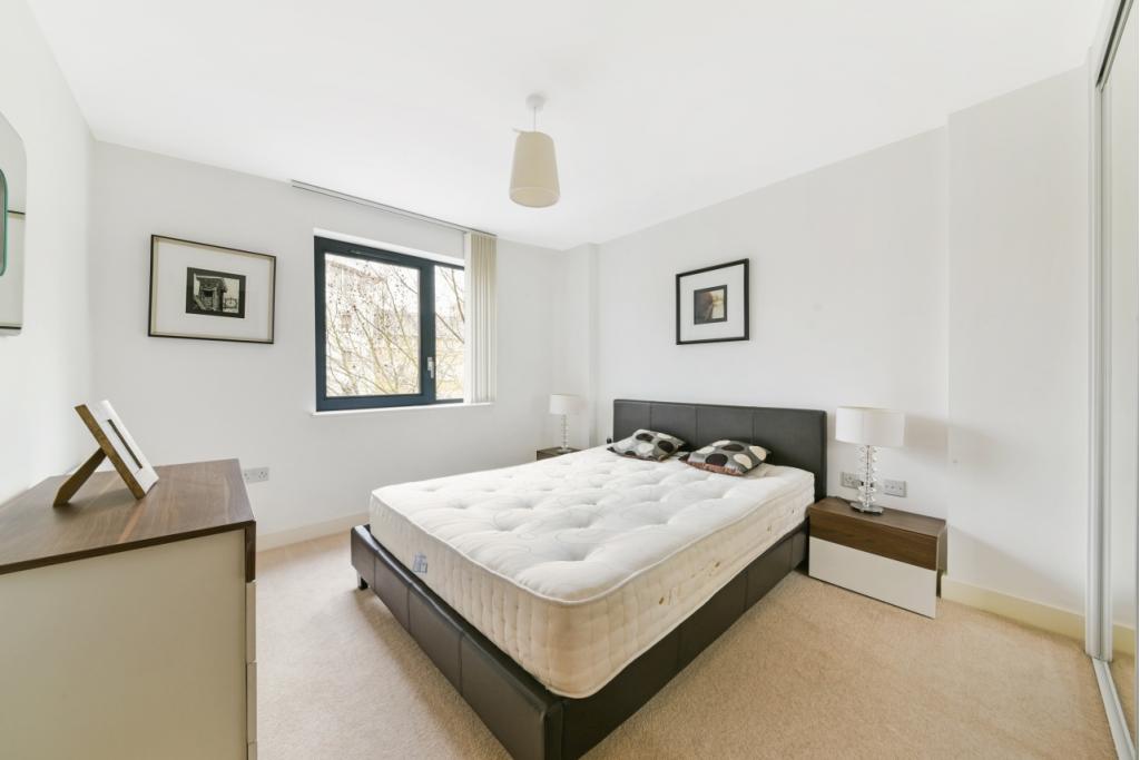 One Bedroom Apartment to Rent – Fairmont House, Maple Quays, Canada Water, London SE16 – 559 sq ft