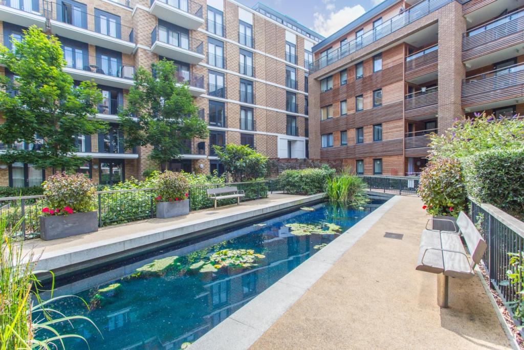 One Bedroom Apartment to Rent – Fairmont House, Maple Quays, Canada Water, London SE16 – 559 sq ft