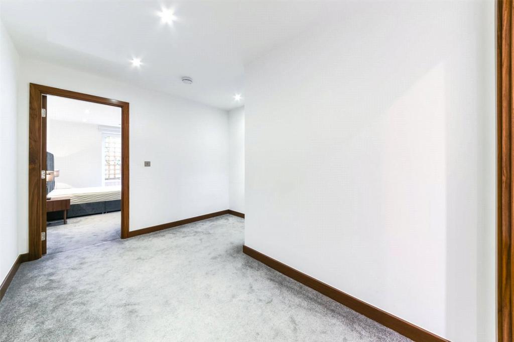 Maygrove Road, West Hampstead, London, NW6 – 3 Bedroom Apartment to Rent – £4,246pcm