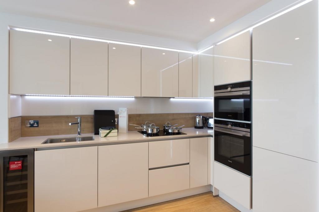 Holland Park Avenue, Holland Park, London, W11 – 1 Bedroom Apartment to Rent