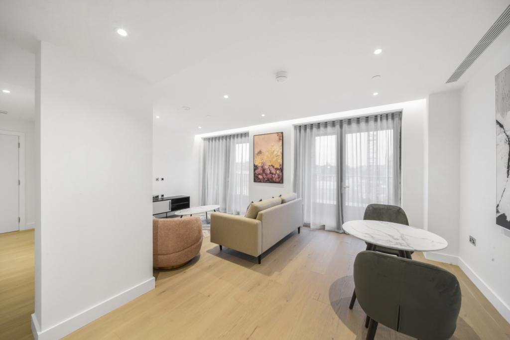Paragon Square, Clerkenwell, London, WC1X – 1 Bedroom Apartment to Rent – £3,510pcm