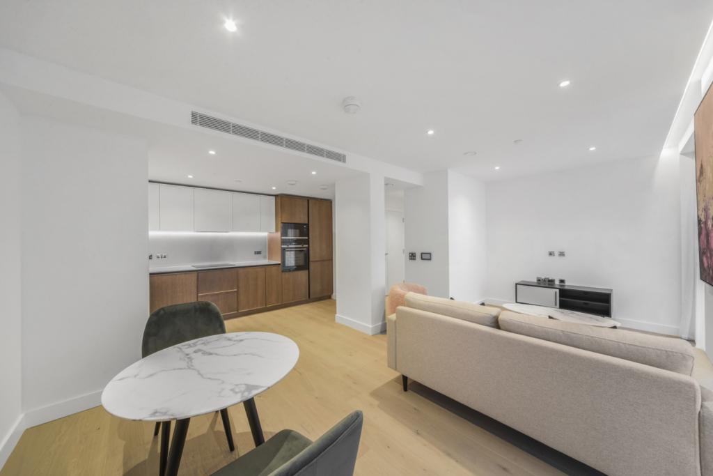 Paragon Square, Clerkenwell, London, WC1X – 1 Bedroom Apartment to Rent – £3,510pcm