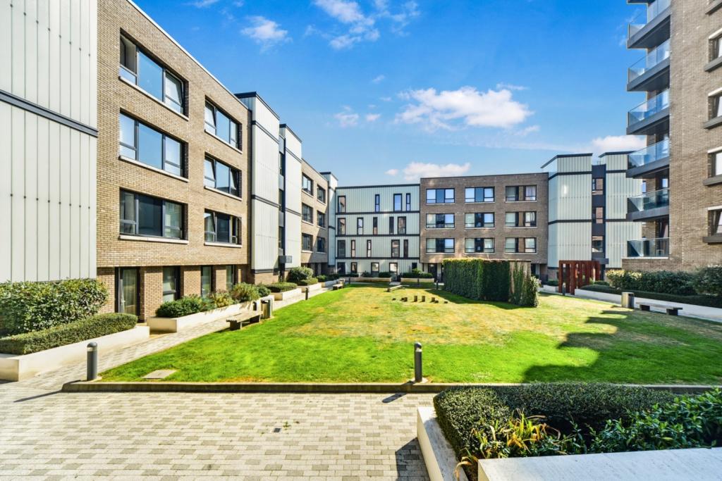 Aurora Point, Marine Wharf, 1 Winchester Square,– 1 Bedroom Apartment to Rent