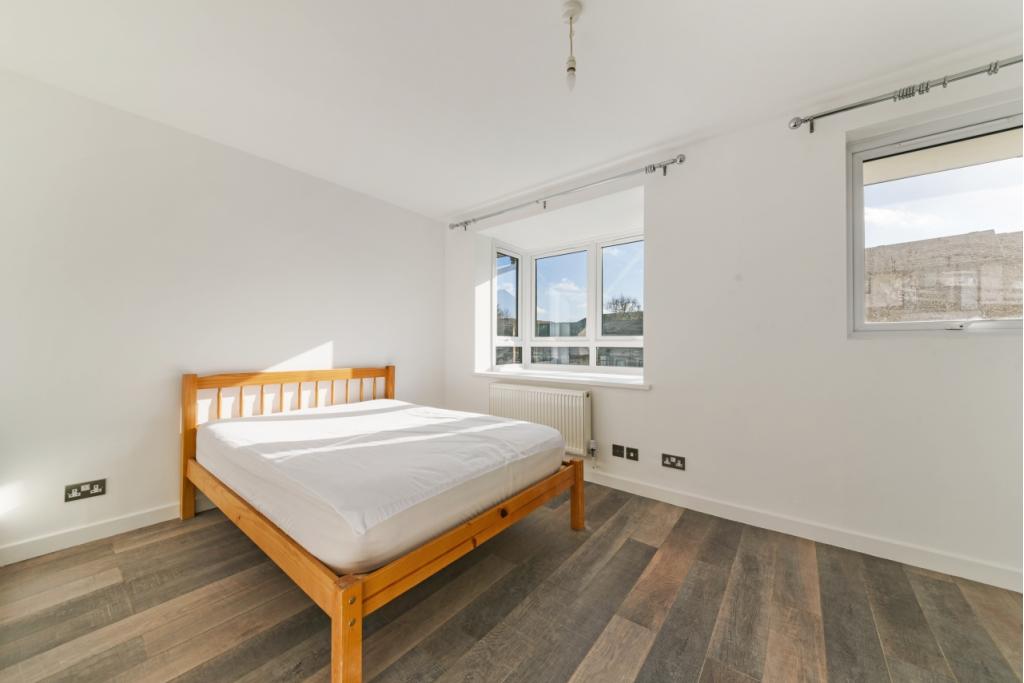 Barnfield Place, Isle of Dogs, London,4 Bedroom Terraced House to Rent – £3,850pcm