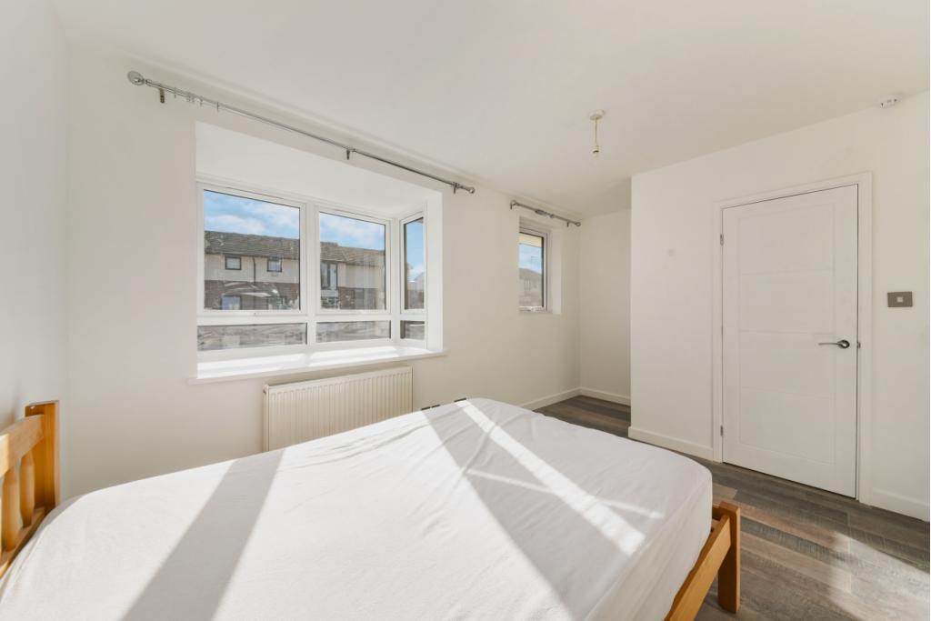 Barnfield Place, Isle of Dogs, London,4 Bedroom Terraced House to Rent – £3,850pcm