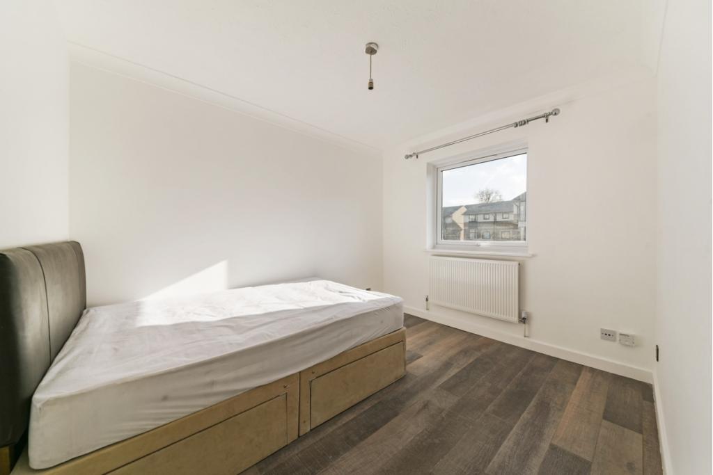 Barnfield Place, Isle of Dogs, London,4 Bedroom Terraced House to Rent – £3,850pcm