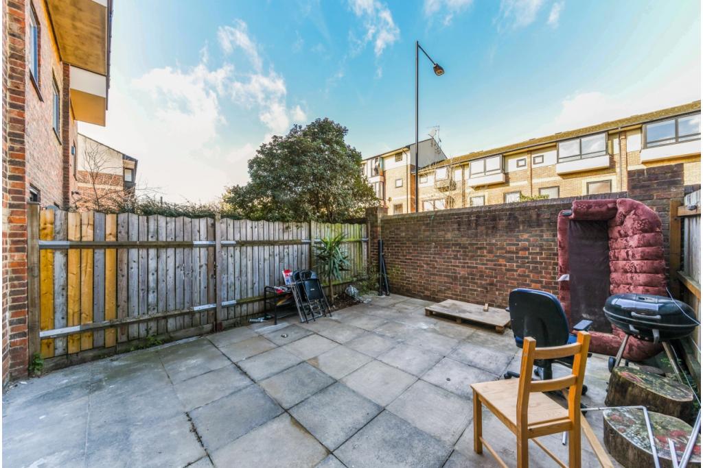 Barnfield Place, Isle of Dogs, London,4 Bedroom Terraced House to Rent – £3,850pcm