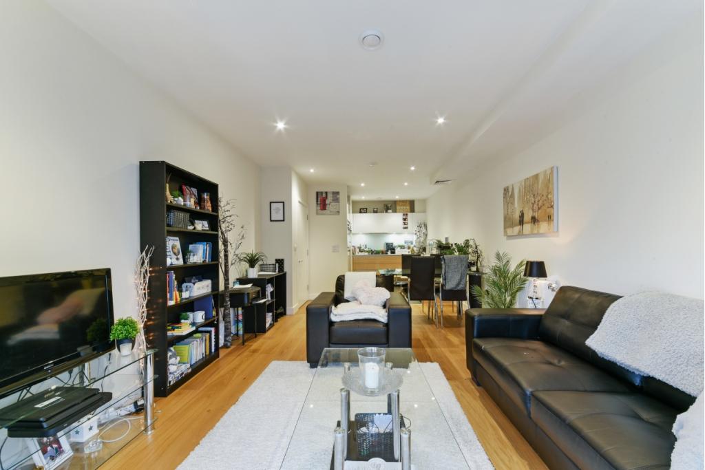 Landmann Point, Greenwich Millennium Village– 1 Bedroom Apartment to Rent – £1,993.33pcm