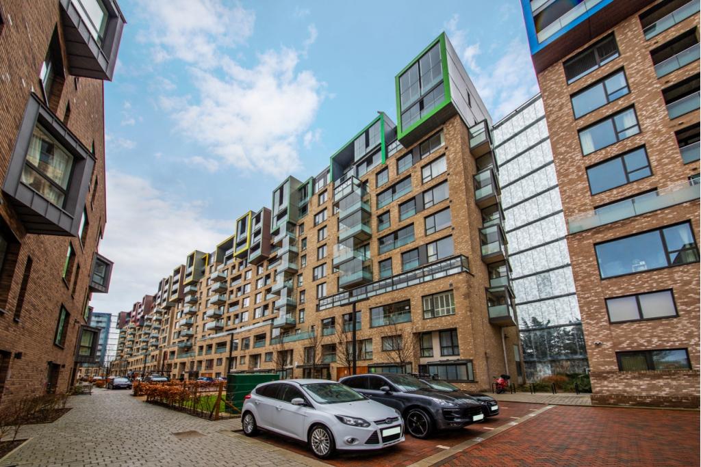 Landmann Point, Greenwich Millennium Village– 1 Bedroom Apartment to Rent – £1,993.33pcm