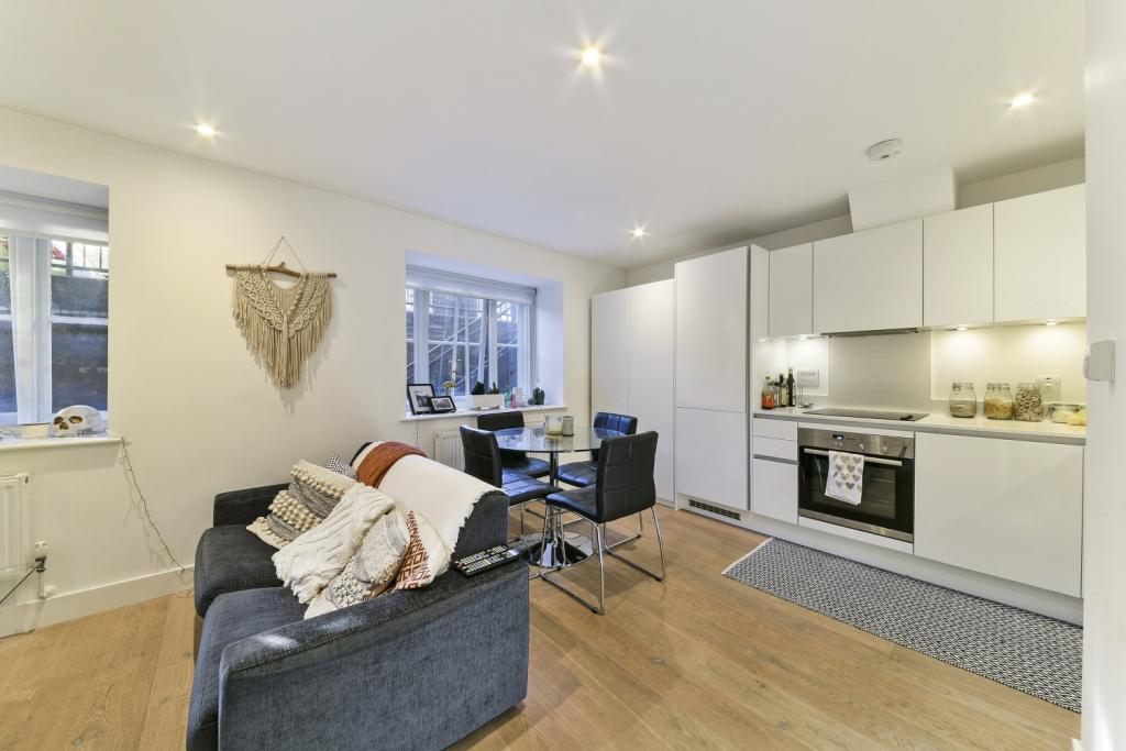 One Bedroom Apartment to Rent – 422 sq ft – £1,906.67pcm – Limehouse, London E14