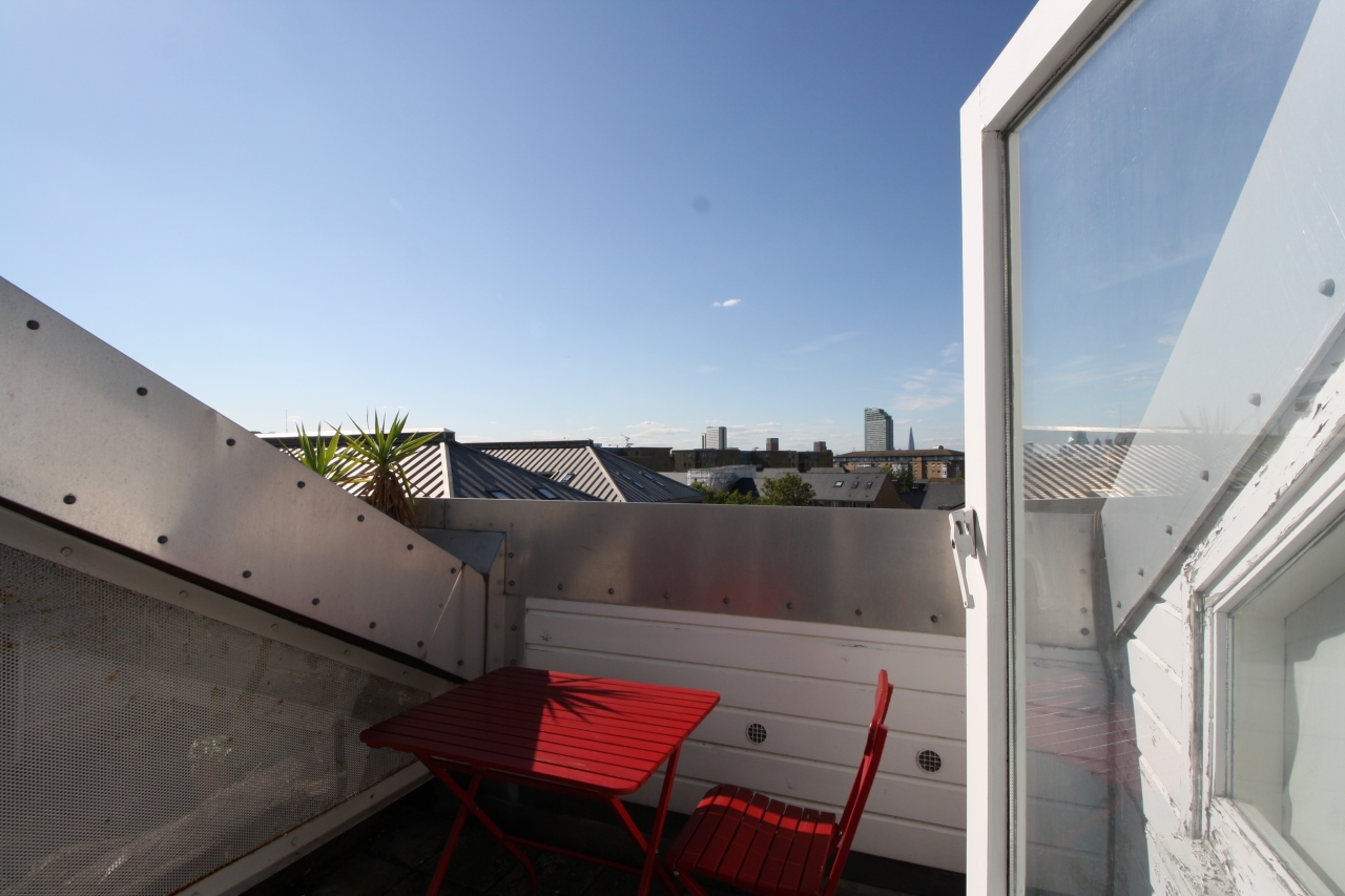 Burrells Wharf Square, Isle of Dogs, 1 Bedroom Apartment to Rent – £2,058pcm