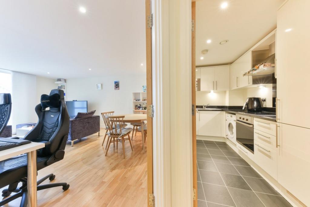 Liberty Street, Lambeth, London, SW9 – 1 Bedroom Apartment for Sale – £435,000