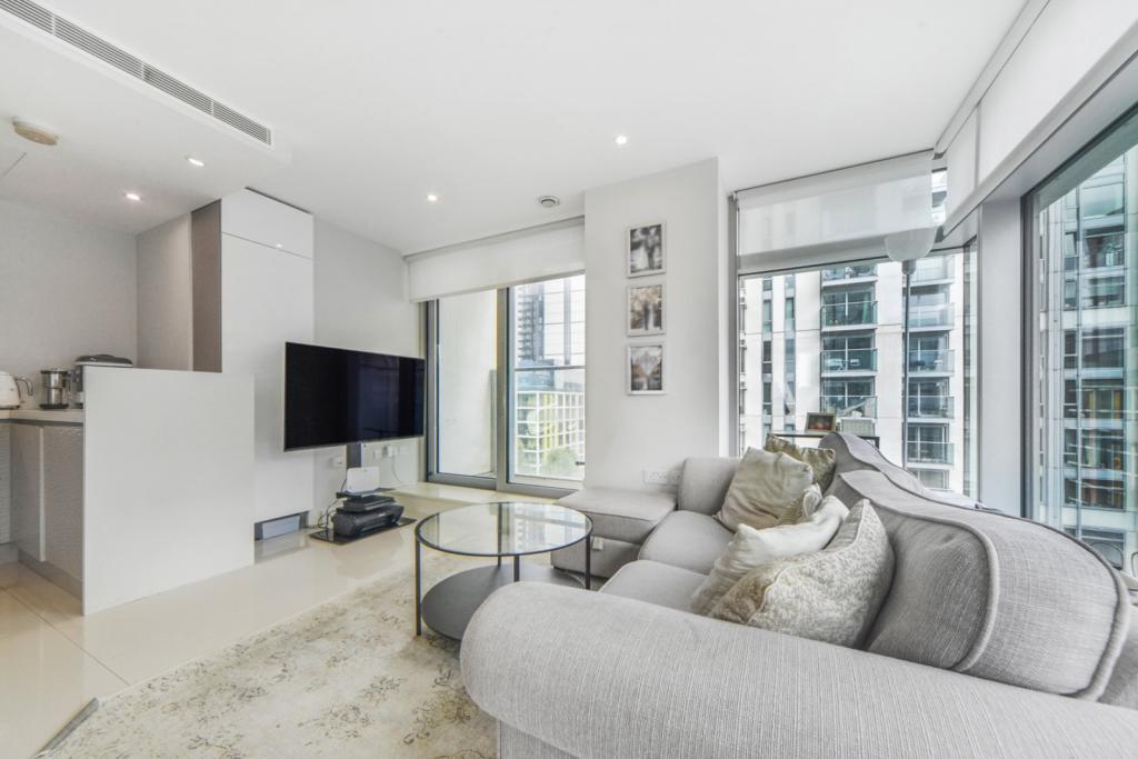 East Tower, Pan Peninsula, Canary Wharf – 2 Bedroom Apartment for Sale – £535,000