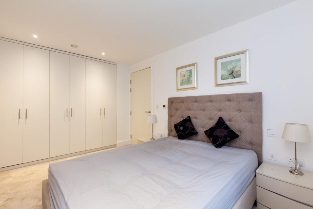 Bull Inn Court, Covent Garden, London, WC2R – 1 Bedroom Apartment for Sale – £725,000