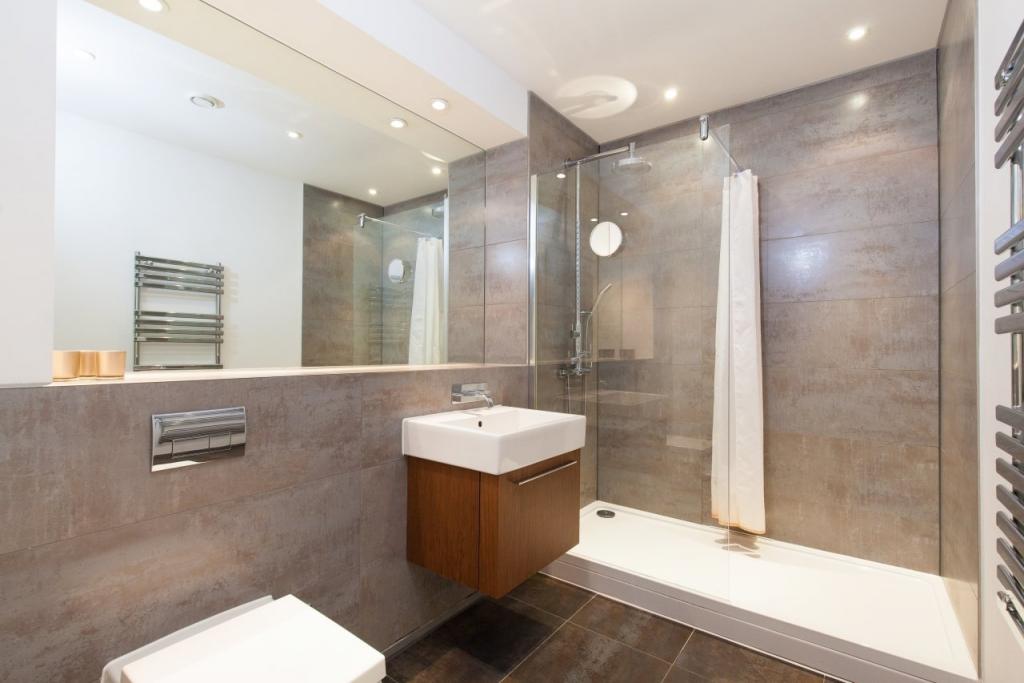 Bull Inn Court, Covent Garden, London, WC2R – 1 Bedroom Apartment for Sale – £725,000
