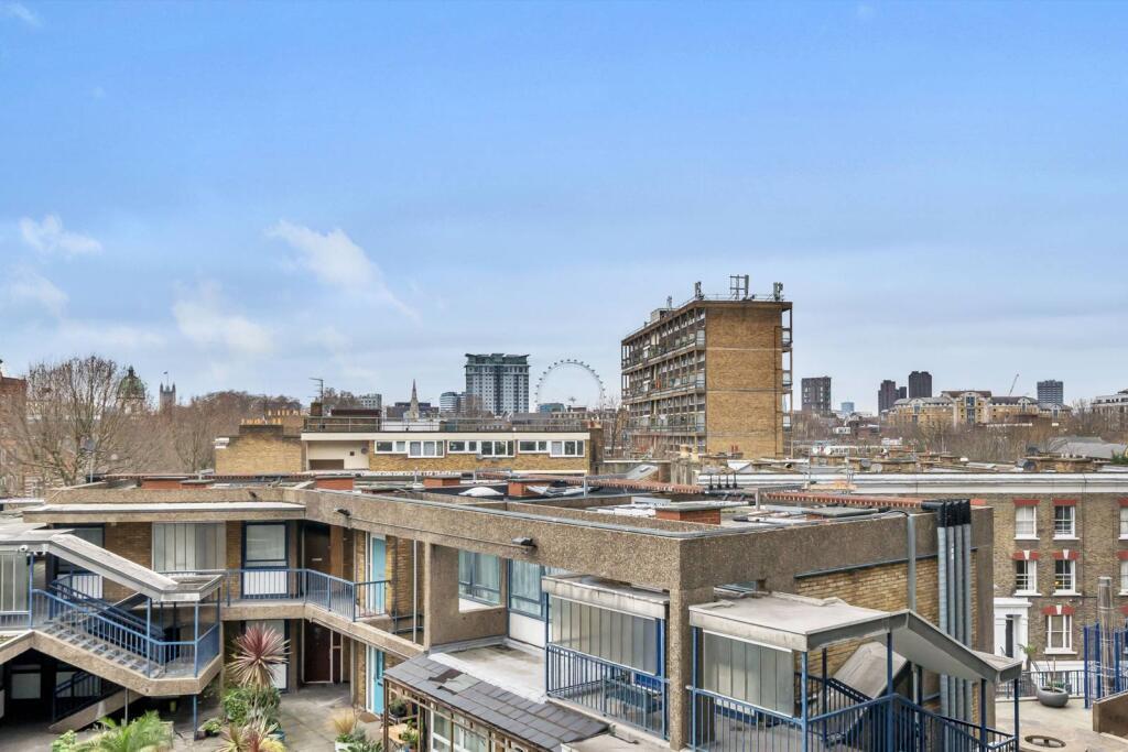 Three-bedroom flat within Perronet House