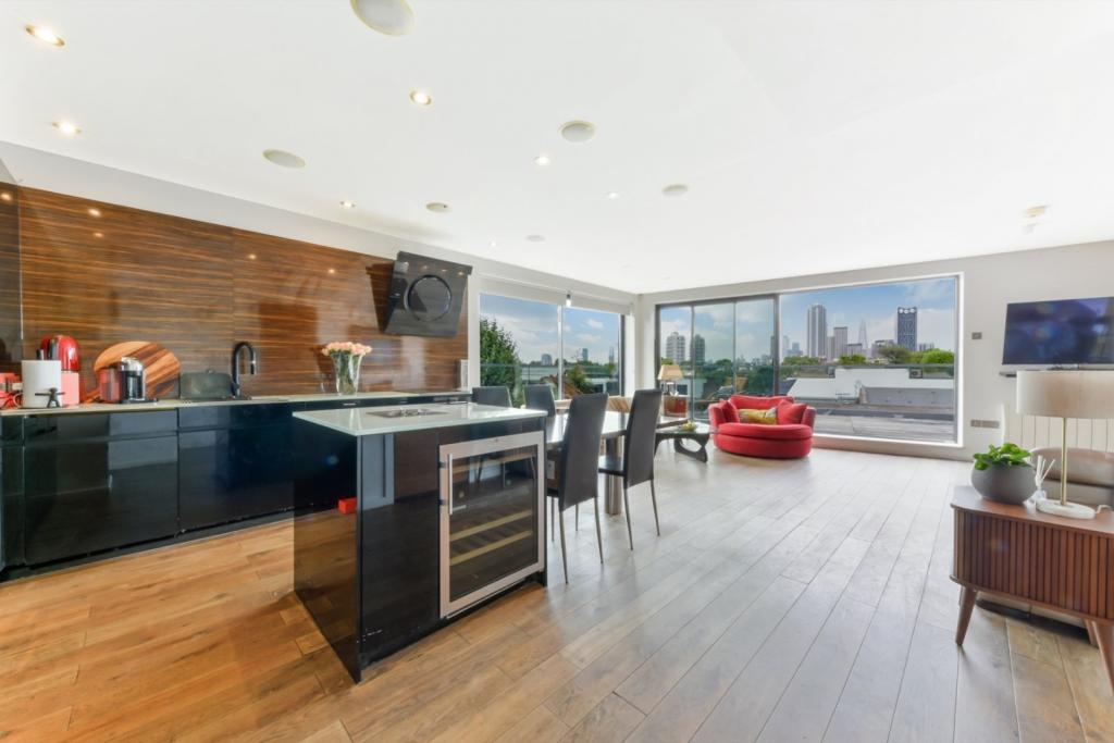 Stannary Street, Kennington, London, SE11 – 2 Bedroom Penthouse Apartment for Sale – £950,000