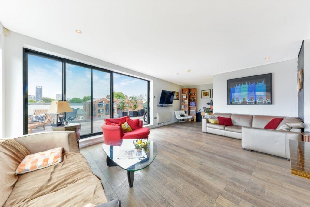 Stannary Street, Kennington, London, SE11 – 2 Bedroom Penthouse Apartment for Sale – £950,000