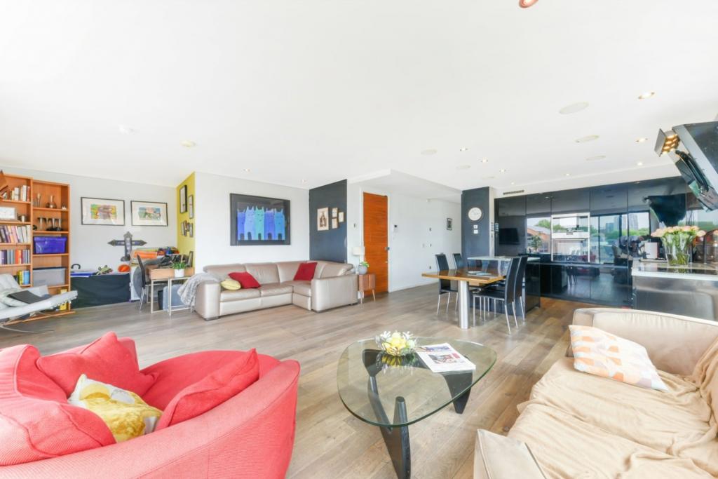 Stannary Street, Kennington, London, SE11 – 2 Bedroom Penthouse Apartment for Sale – £950,000
