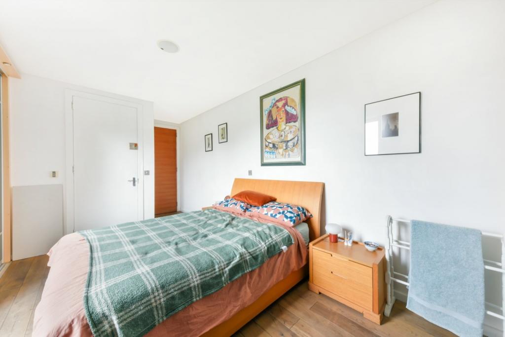 Stannary Street, Kennington, London, SE11 – 2 Bedroom Penthouse Apartment for Sale – £950,000