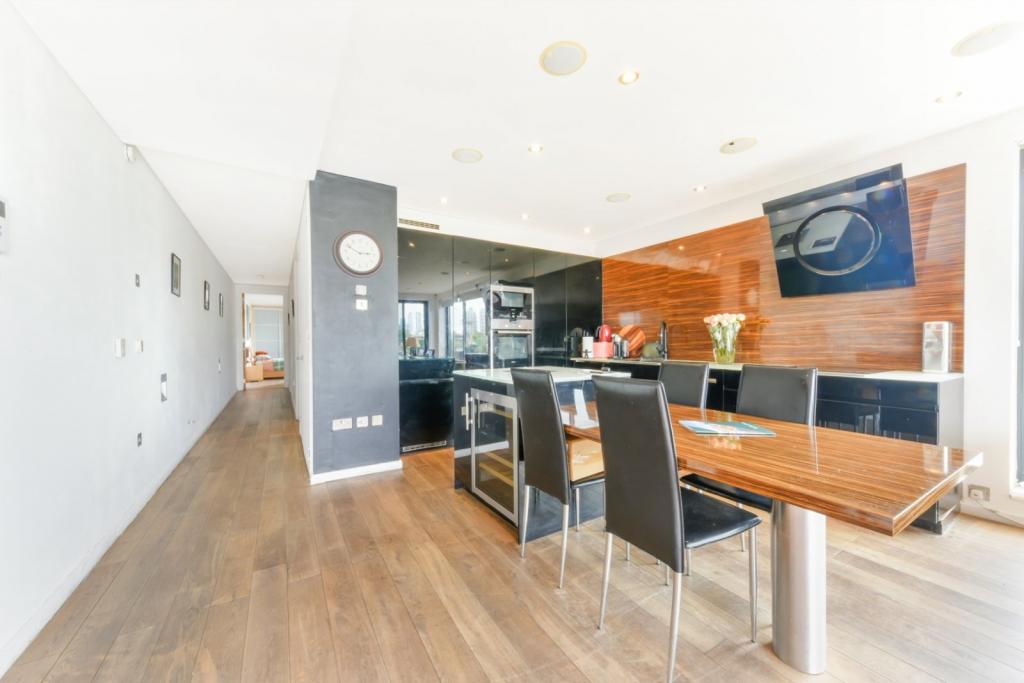 Stannary Street, Kennington, London, SE11 – 2 Bedroom Penthouse Apartment for Sale – £950,000