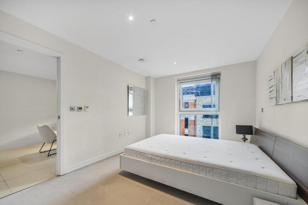City Road, Shoreditch, London, EC1Y – 1 Bedroom Apartment for Sale – £575,000