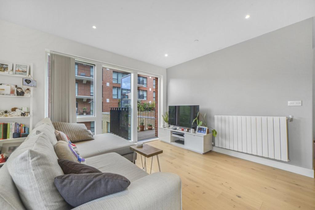 Thunderer Walk,Woolwich, London, SE18 – 2 Bedroom Apartment for Sale – £565,000