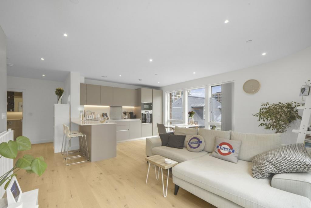 Thunderer Walk,Woolwich, London, SE18 – 2 Bedroom Apartment for Sale – £565,000