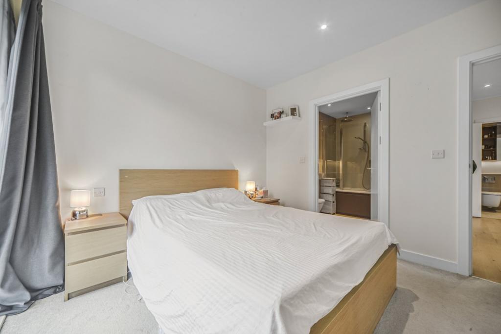 Thunderer Walk,Woolwich, London, SE18 – 2 Bedroom Apartment for Sale – £565,000