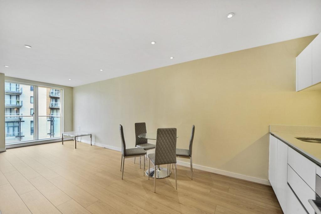 Kara Court, Seven Sea Gardens, Bow 2 Bedroom Apartment for Sale – £440,000