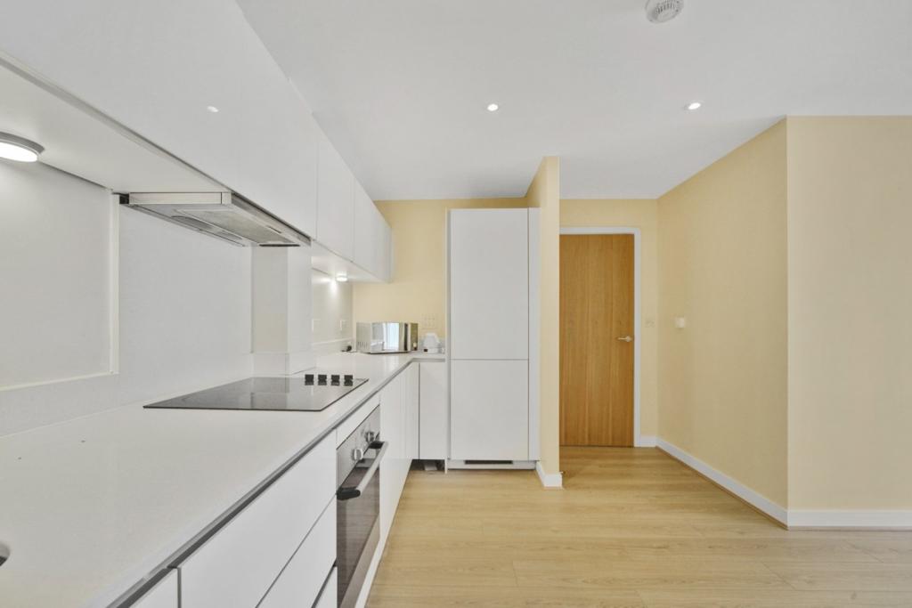 Kara Court, Seven Sea Gardens, Bow 2 Bedroom Apartment for Sale – £440,000