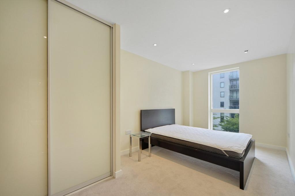 Kara Court, Seven Sea Gardens, Bow 2 Bedroom Apartment for Sale – £440,000