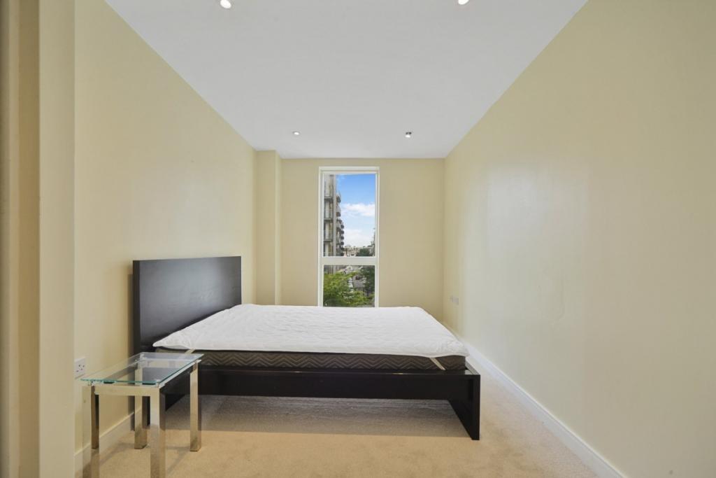 Kara Court, Seven Sea Gardens, Bow 2 Bedroom Apartment for Sale – £440,000