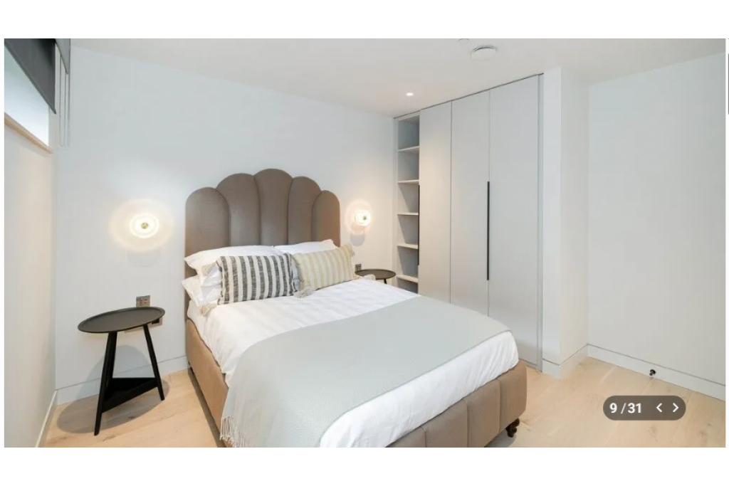 Carnaby Lofts – Two Bedroom Apartment with Private Terrace – 861 sq ft – £1,450 pw