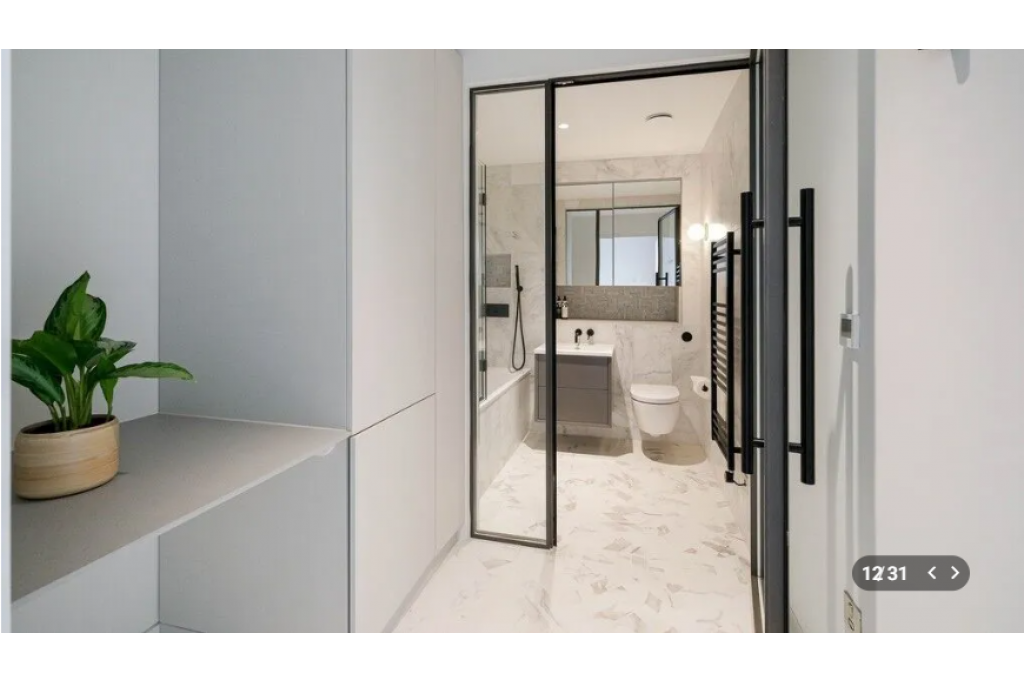Carnaby Lofts – Two Bedroom Apartment with Private Terrace – 861 sq ft – £1,450 pw