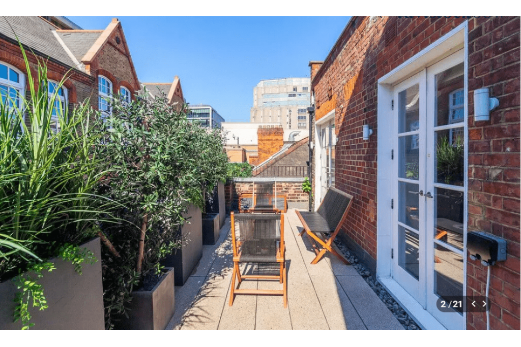 Hanway Place, Fitzrovia W1 – 2 Bedroom Duplex Apartment with Terrace – £1,250 pw