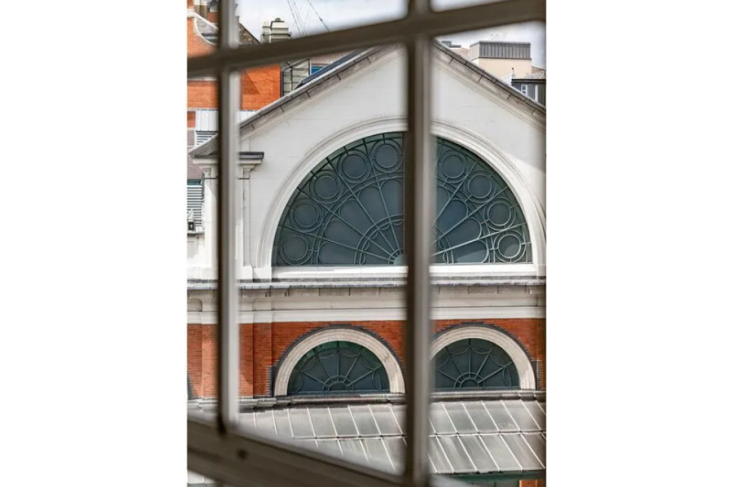 Harlequin Court, Covent Garden WC2 – 2 Bedroom Apartment to Rent – £1,200 pw