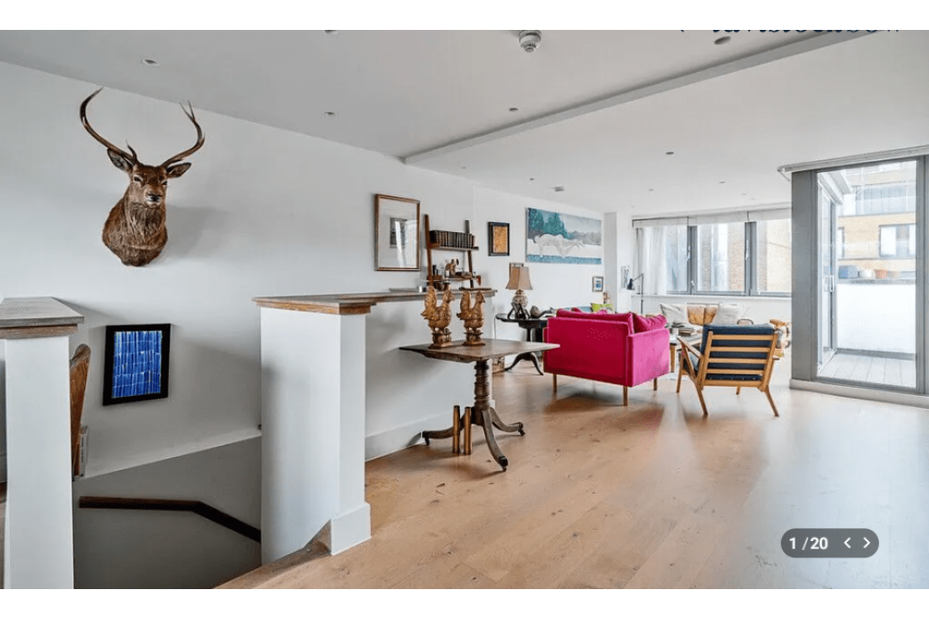 Lexington Street, Soho W1 – 3 Bedroom Duplex Apartment To Let – £1,150 per week