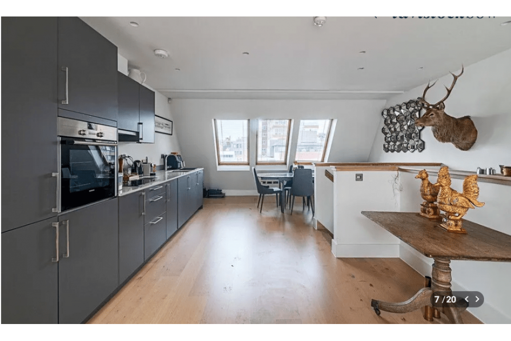 Lexington Street, Soho W1 – 3 Bedroom Duplex Apartment To Let – £1,150 per week