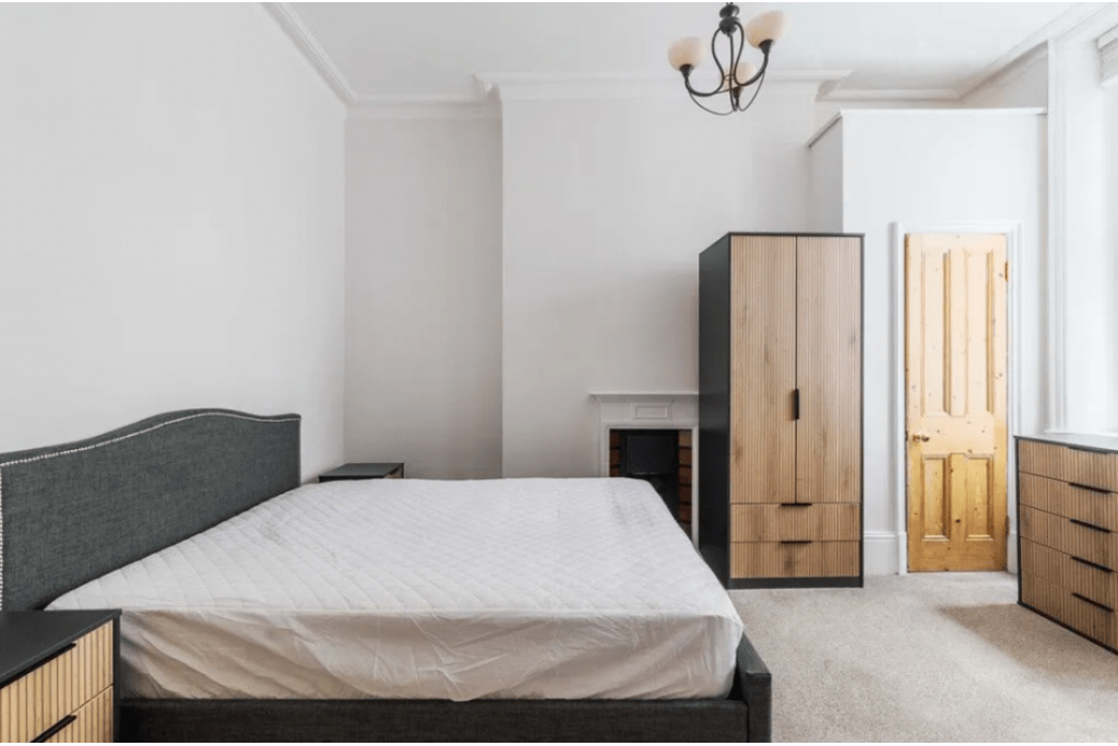 2 Bedroom Apartment to Rent – St Martin's Lane, Covent Garden, London WC2