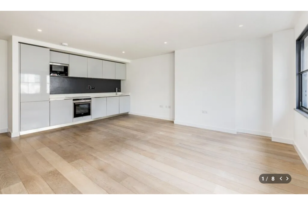 St Martin's Lane, Covent Garden WC2 – 1 Bed Apartment – £665 pw – Let Agreed