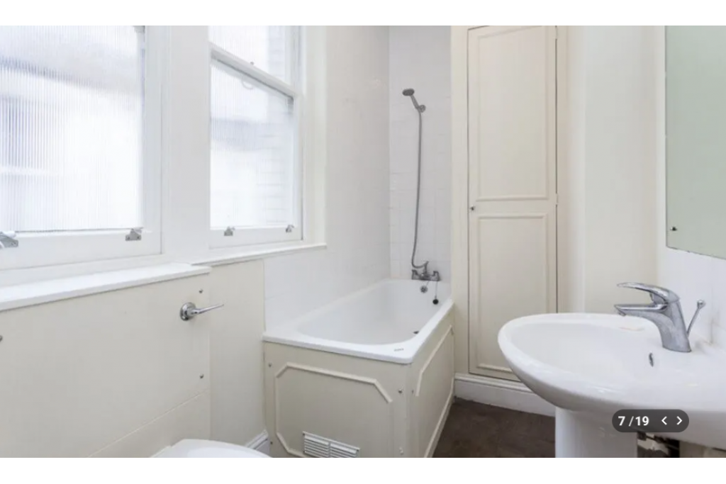 Charing Cross Road, Covent Garden WC2 – 1 Bed Apartment – £600 pw – Let Agreed
