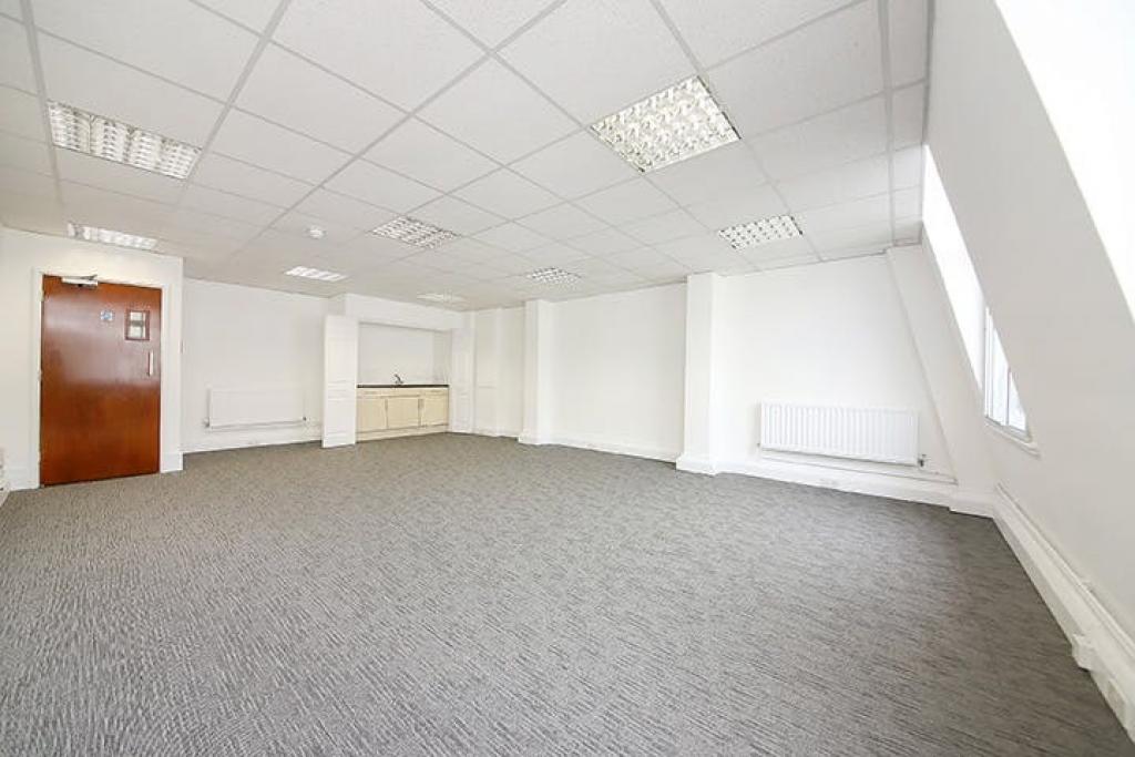 211-221 Regent St – Office Space for Lease, Mayfair Submarket, London W1B 4NF