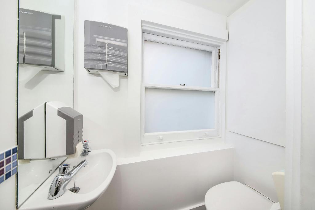 4 Princes St, Mayfair Submarket, London W1B 2LB – Office Space for Lease