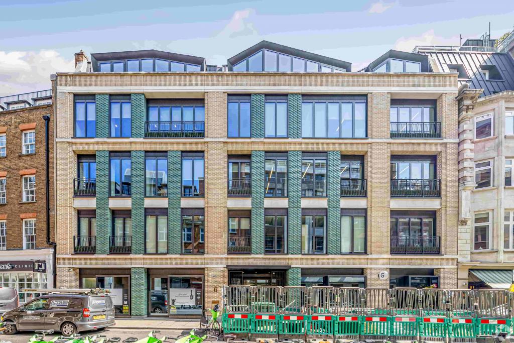 36-40 Glasshouse St – Storefront Retail/Office – 506 sq ft Office To Let – £70 per sq ft
