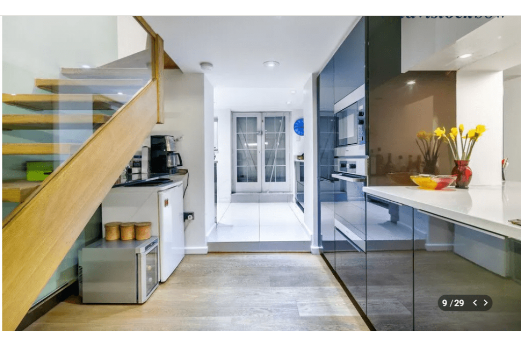Craven Street, Strand WC2 – 3 Bedroom Triplex Apartment for Sale – £1,750,000