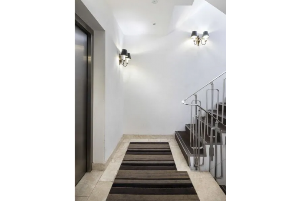 Exchange Court, Covent Garden WC2 – Two Bedroom Apartment for Sale – £1,650,000