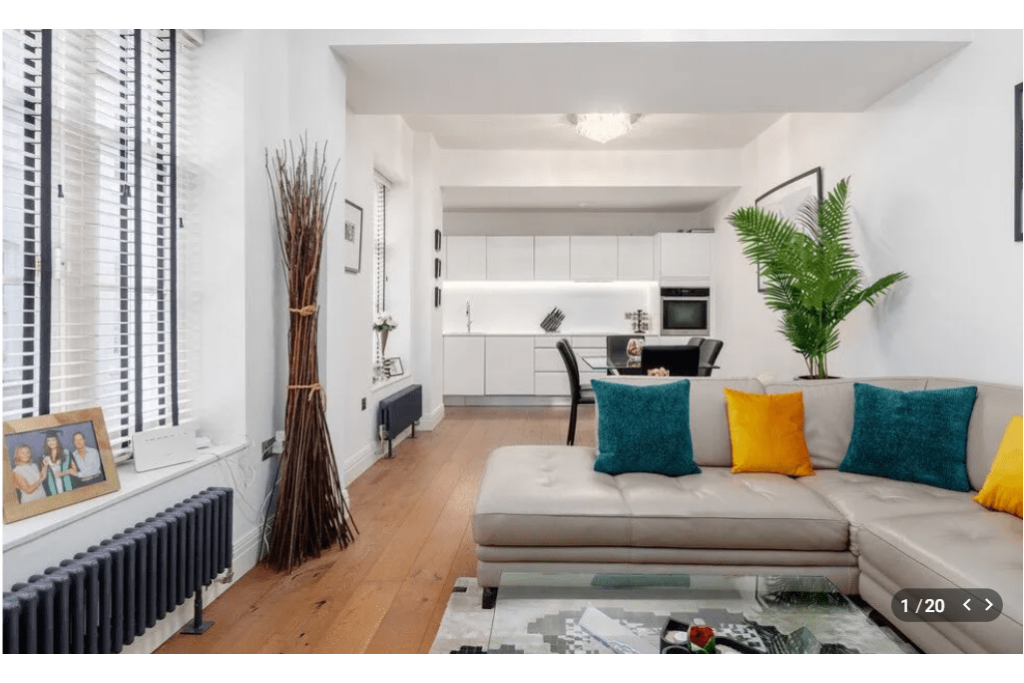 Exchange Court, Covent Garden WC2 – Two Bedroom Apartment for Sale – £1,650,000