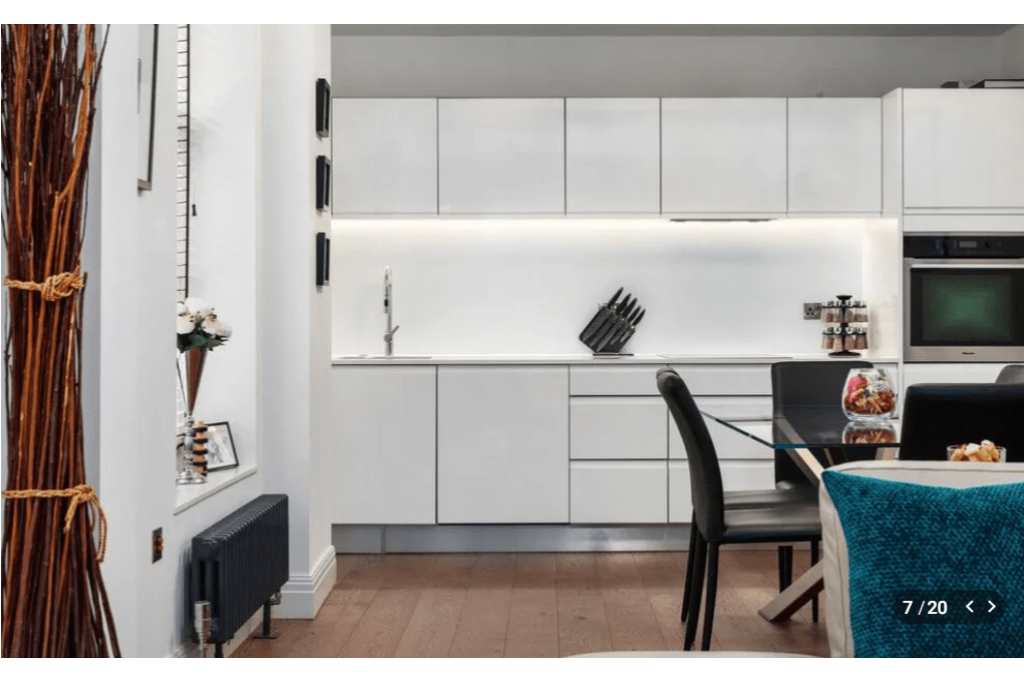Exchange Court, Covent Garden WC2 – Two Bedroom Apartment for Sale – £1,650,000